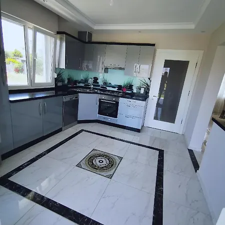 Apartment 3+1 Uyar , Denize *