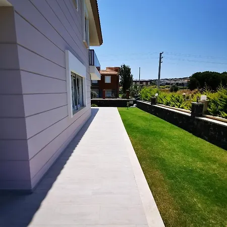 3+1 Uyar , Denize Apartment Çeşme